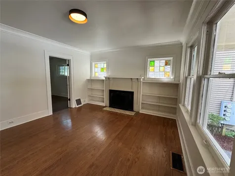 811 NE 66th Street Seattle WA 98115