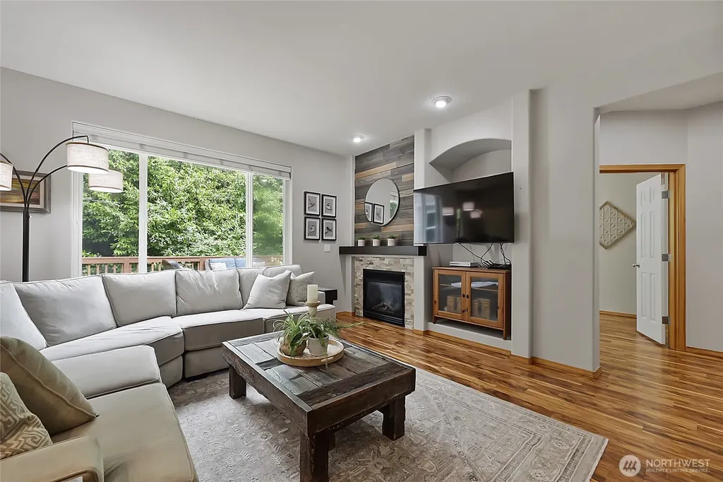 115 170th Street SE Bothell WA 98012