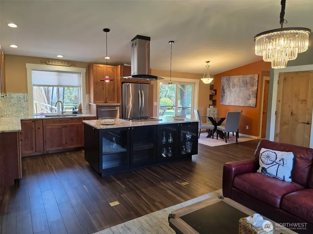 810 Century Court NE Lacey WA 98516