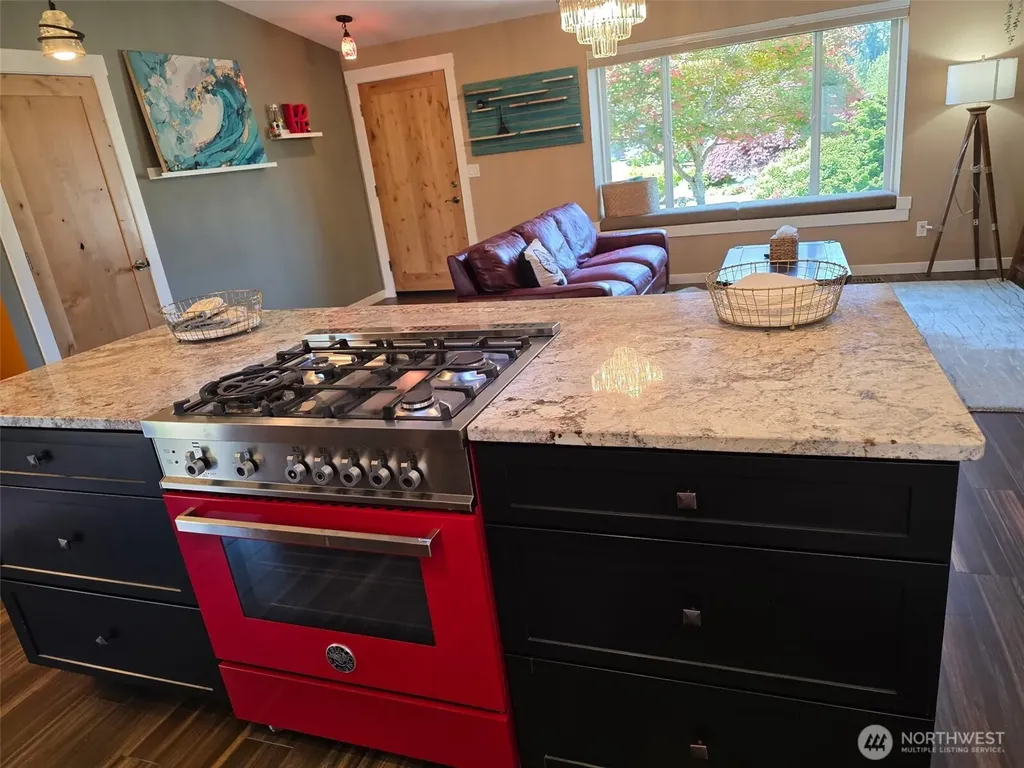 810 Century Court NE Lacey WA 98516