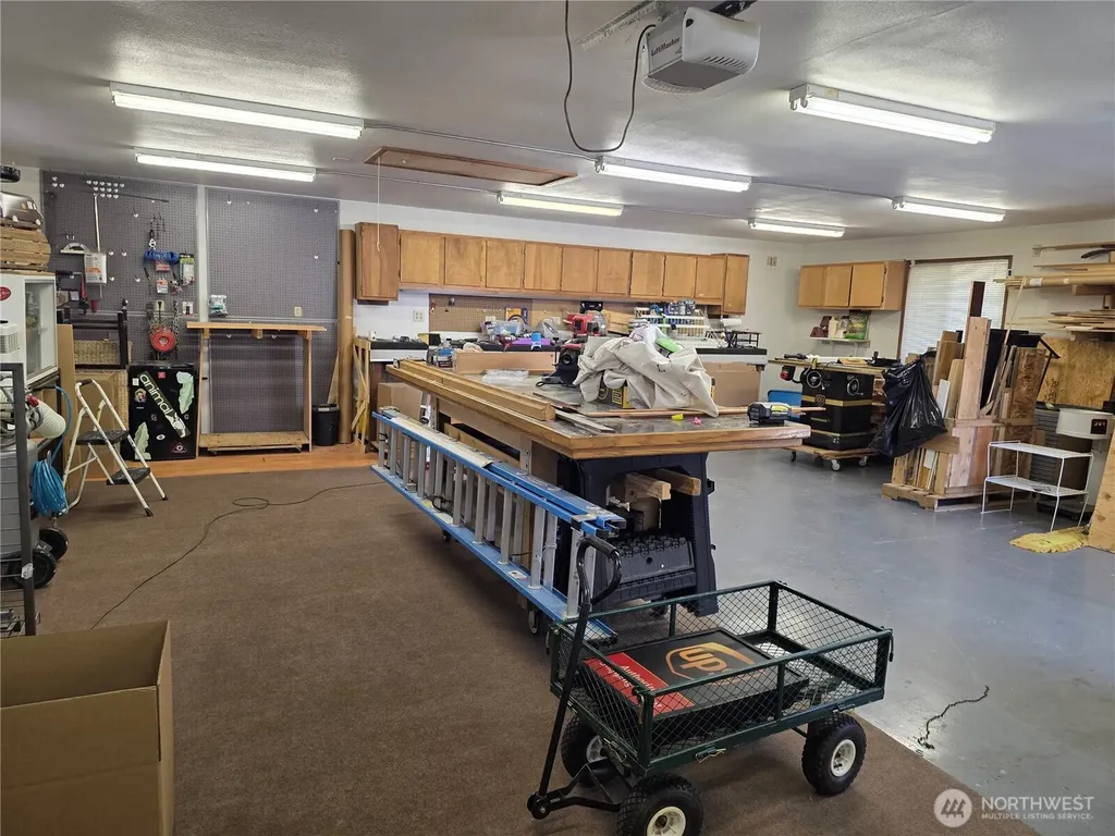 810 Century Court NE Lacey WA 98516