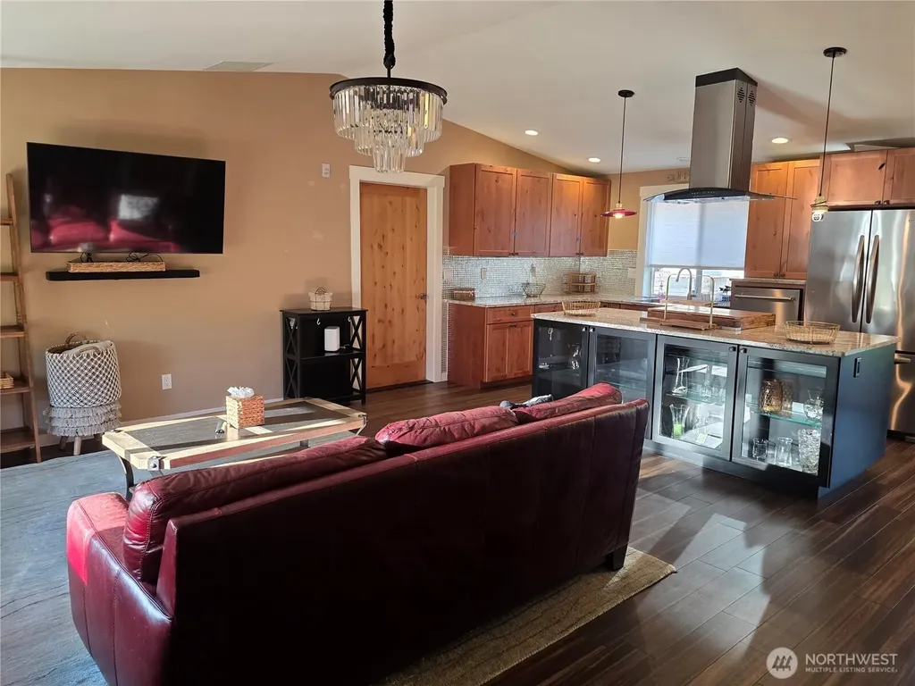 810 Century Court NE Lacey WA 98516