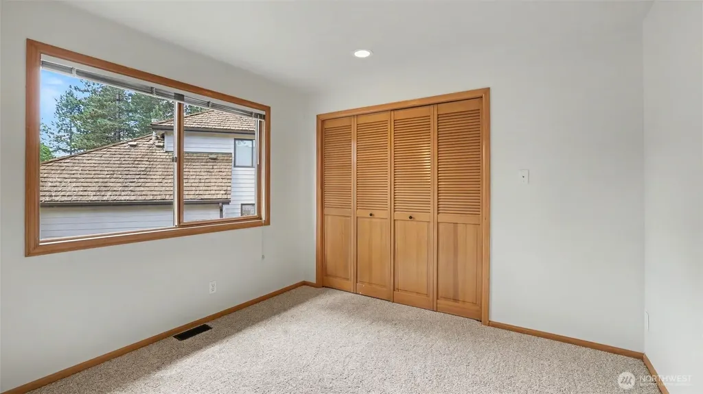 10711 177th Court NE Redmond WA 98052