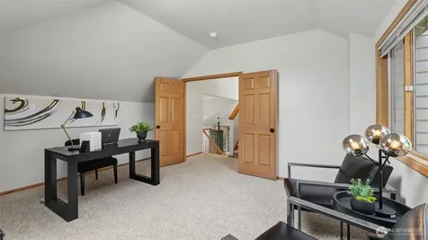10711 177th Court NE Redmond WA 98052