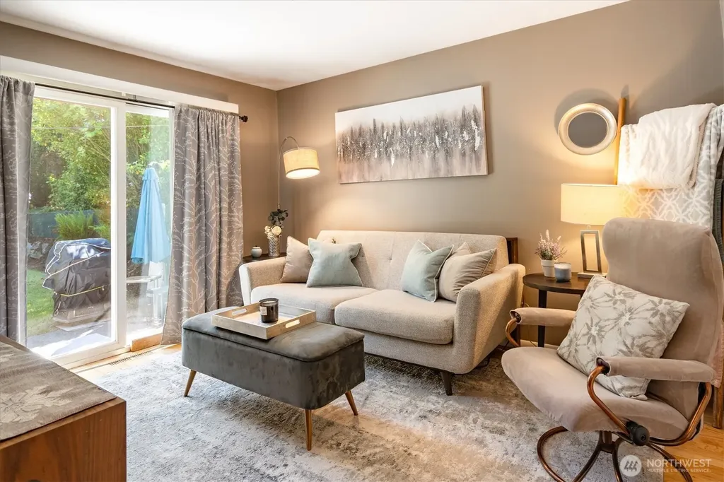 1573 90th Street Seattle WA 98117