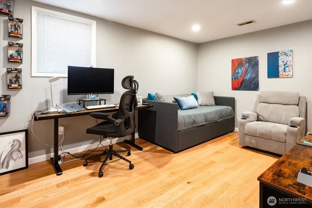 1573 90th Street Seattle WA 98117