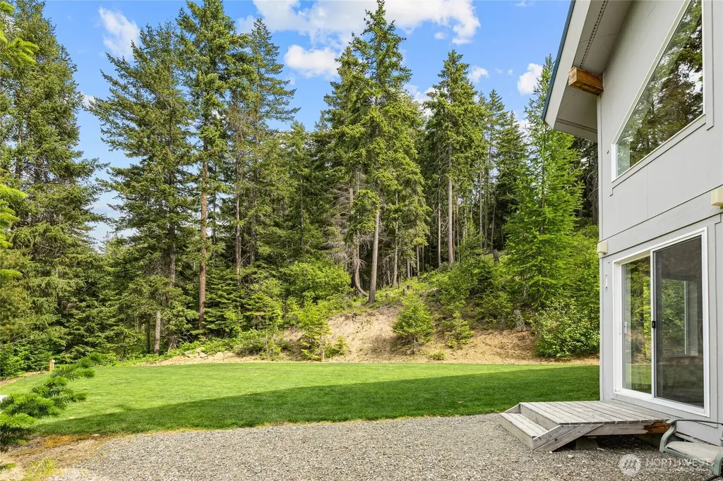 1771 Timber Mountain Loop Cle Elum WA 98922