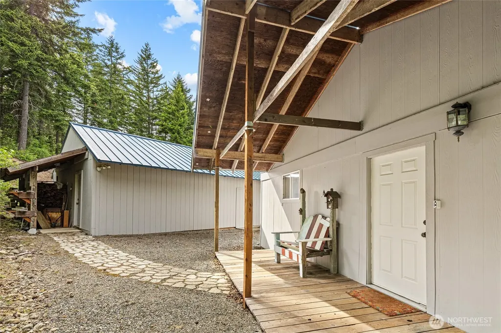 1771 Timber Mountain Loop Cle Elum WA 98922