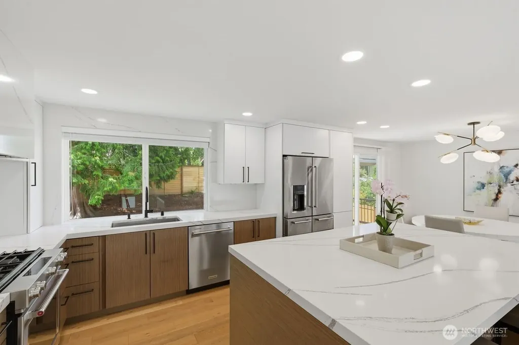 1529 172nd Place NE Bellevue WA 98008