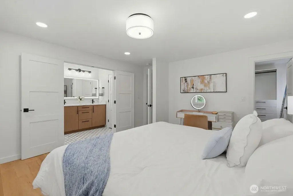 1529 172nd Place NE Bellevue WA 98008