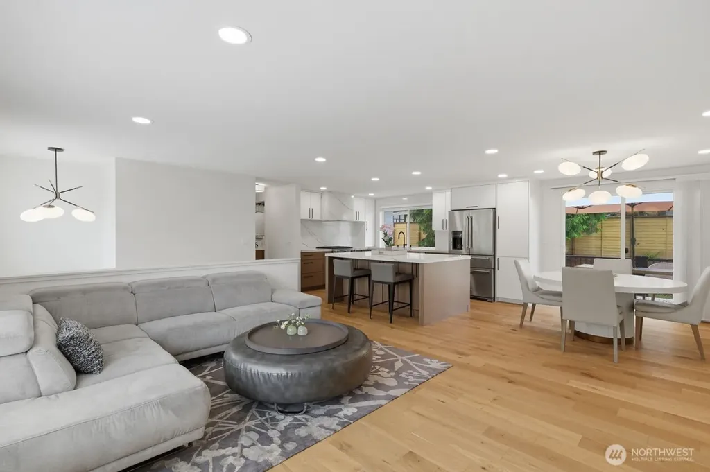1529 172nd Place NE Bellevue WA 98008