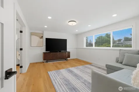 1529 172nd Place NE Bellevue WA 98008