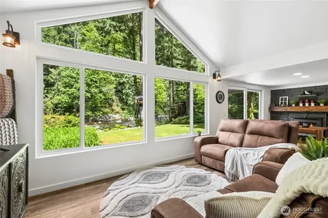 49522 SE 172nd Street North Bend WA 98045