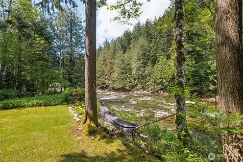 49522 SE 172nd Street North Bend WA 98045