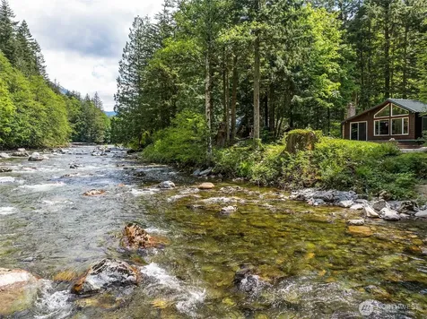 49522 SE 172nd Street North Bend WA 98045