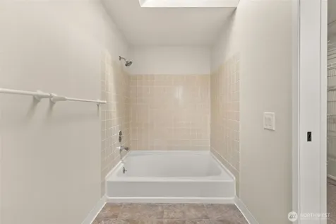 13603 SE 239th Street Kent WA 98042
