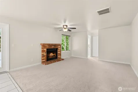 13603 SE 239th Street Kent WA 98042