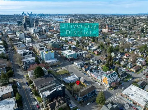 5520 University Way NE Seattle WA 98105