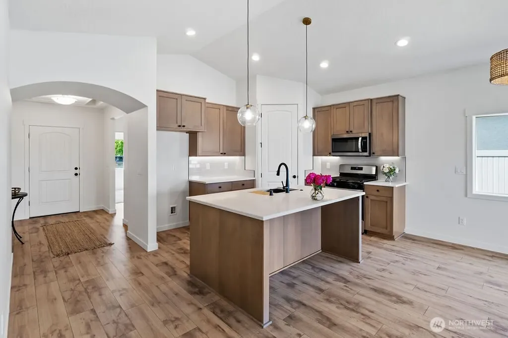 231 Schrute Road Prosser WA 99350
