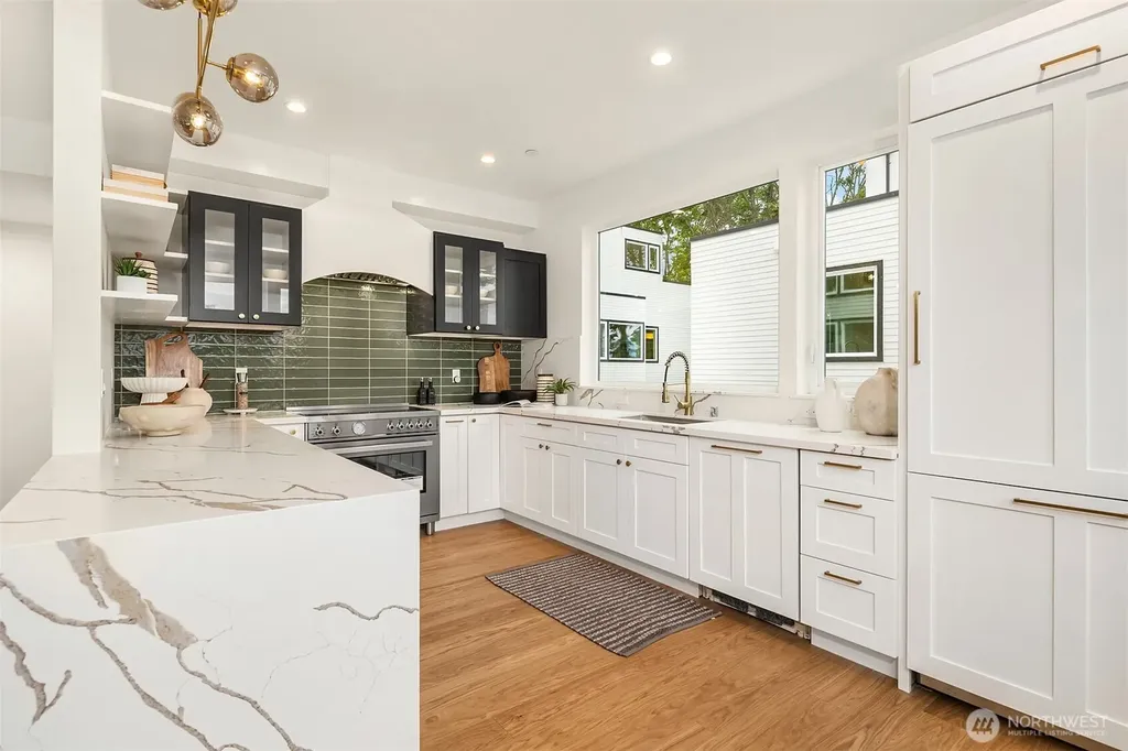 542 W Barrett Street Seattle WA 98109