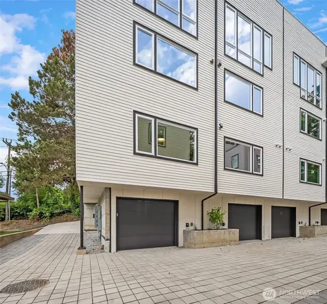 542 W Barrett Street Seattle WA 98109