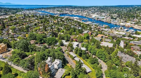 542 W Barrett Street Seattle WA 98109