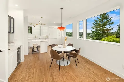 542 W Barrett Street Seattle WA 98109