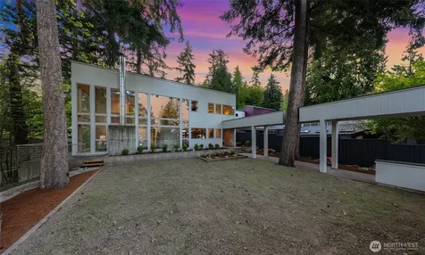 2261 W Lake Sammamish Parkway SE Bellevue WA 98008