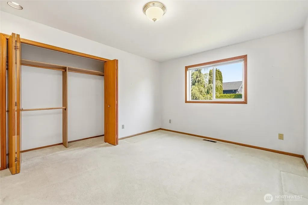 358 Cedar Drive Lynden WA 98264