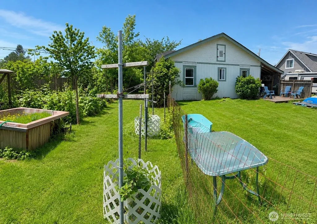 902 Harding Road Aberdeen WA 98520
