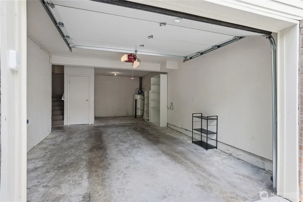 10909 Avondale Road NE Redmond WA 98052
