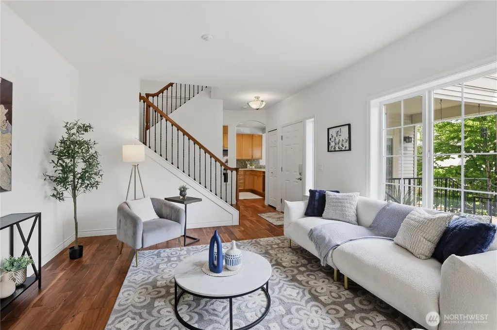 10909 Avondale Road NE Redmond WA 98052