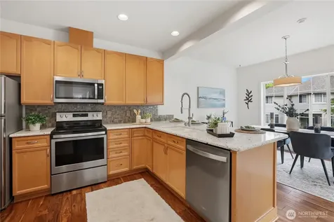 10909 Avondale Road NE Redmond WA 98052