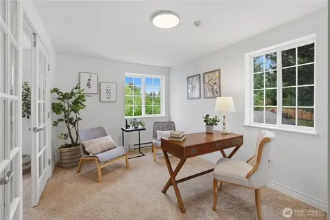 10909 Avondale Road NE Redmond WA 98052