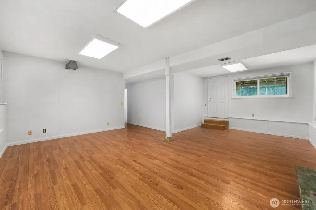 3319 S 249th Place Kent WA 98032