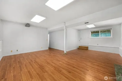 3319 S 249th Place Kent WA 98032