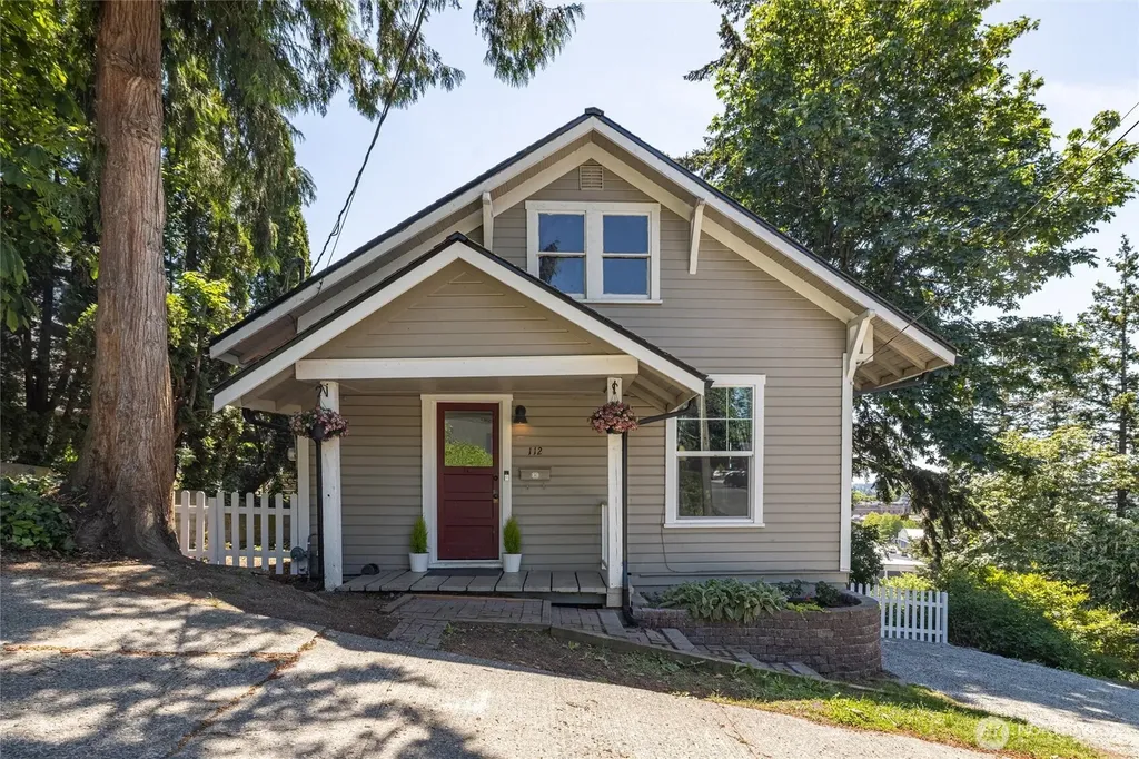 112 E Division Street Mount Vernon WA 98274