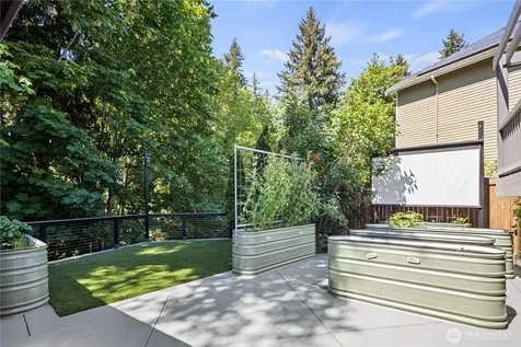 2615 201st Place SE Bothell WA 98012