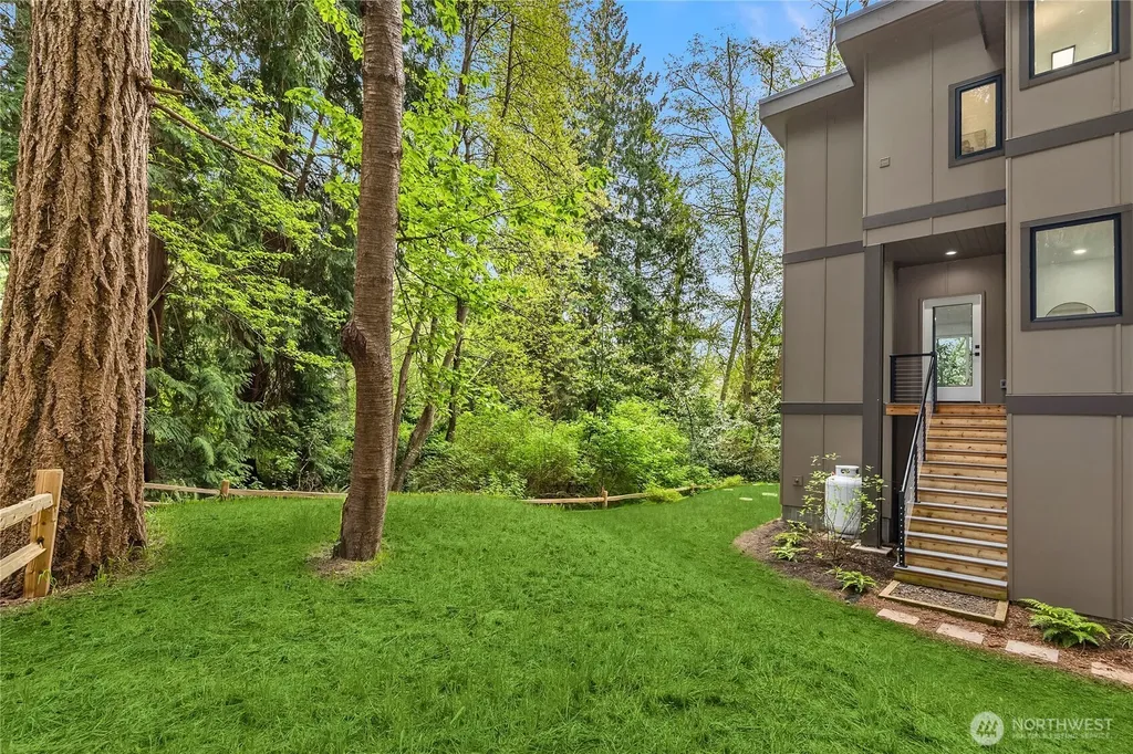 10003 Manitou Beach Drive NE Bainbridge Island WA 98110