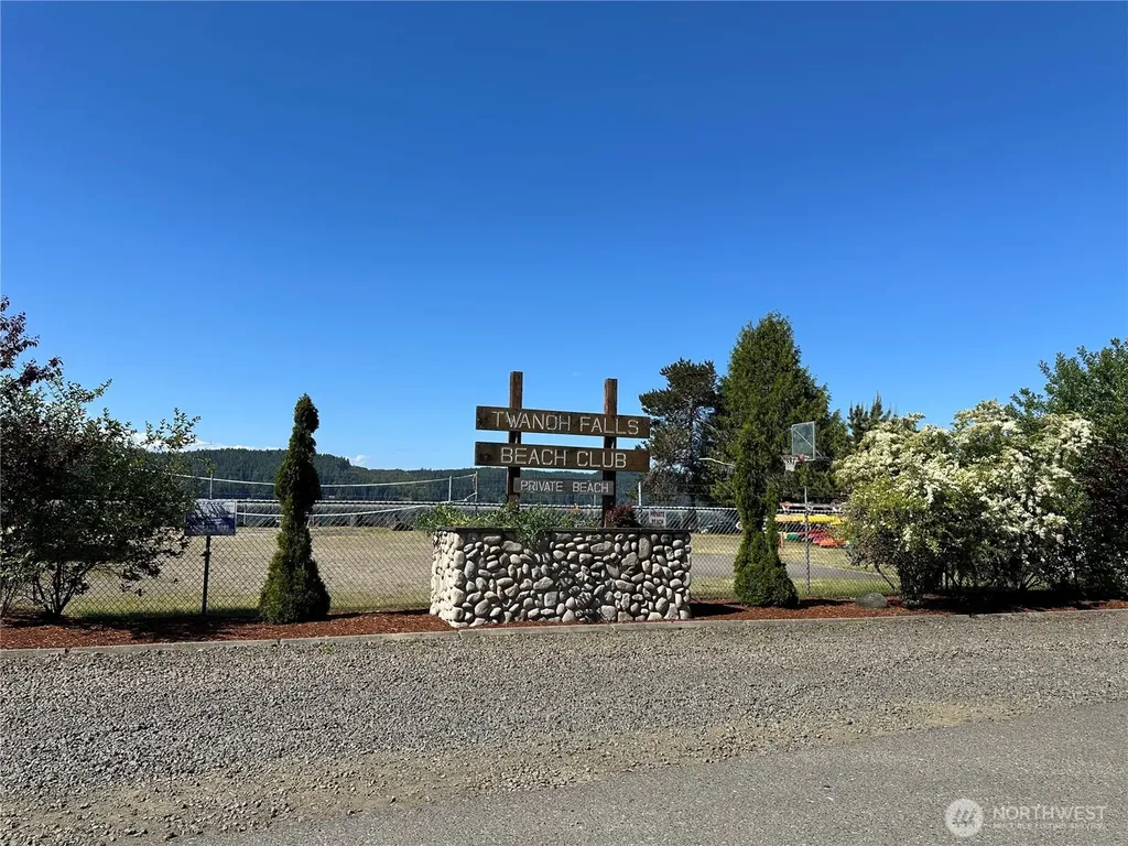 161 E Forest Drive Belfair WA 98528