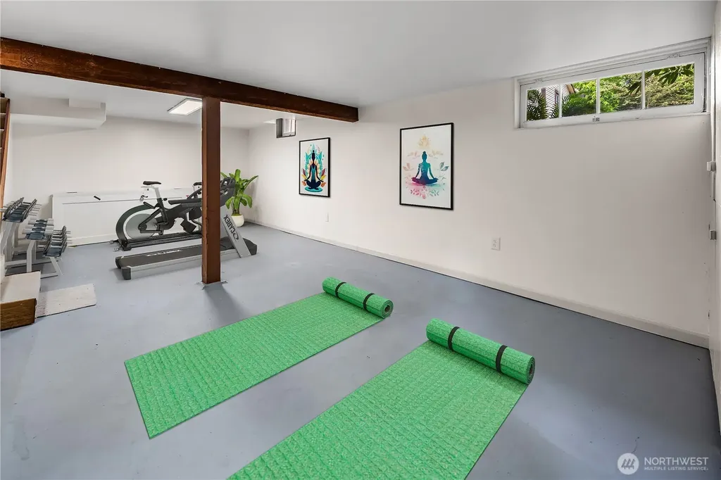 2654 Dravus Street Seattle WA 98199