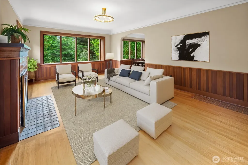 2654 Dravus Street Seattle WA 98199