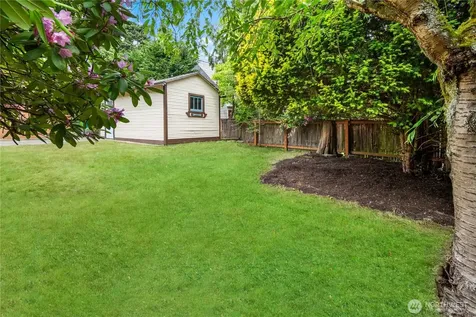 2654 Dravus Street Seattle WA 98199