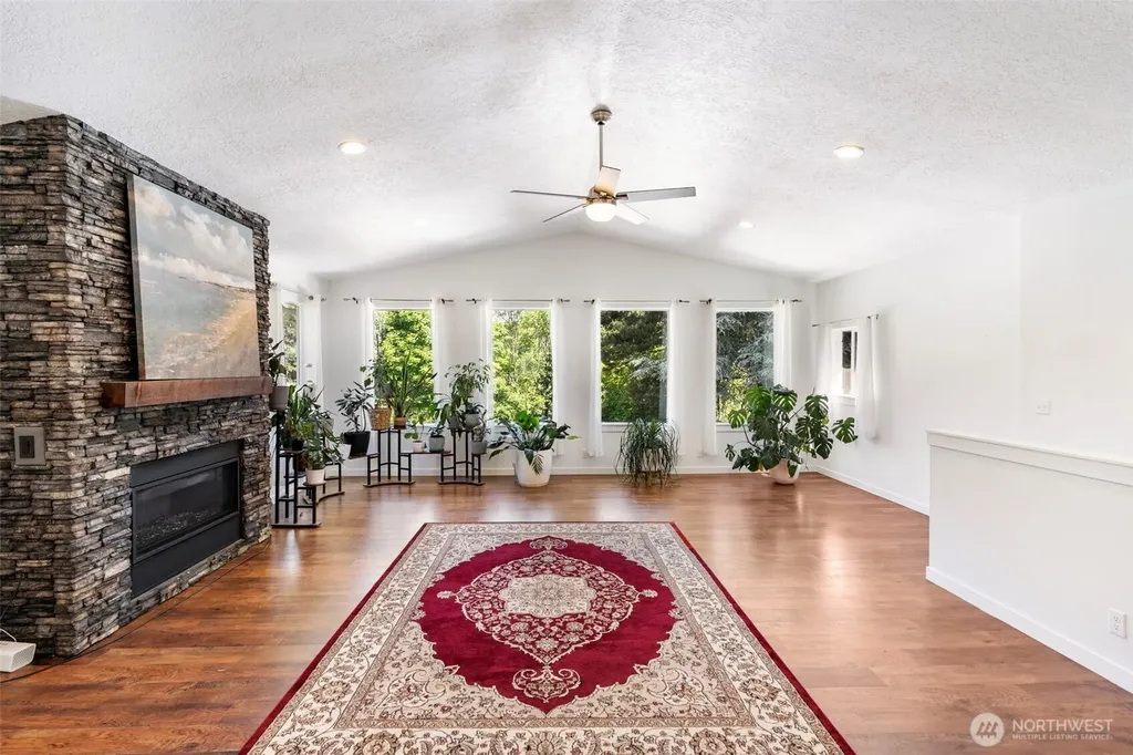 115 Spring Hill Drive Longview WA 98632