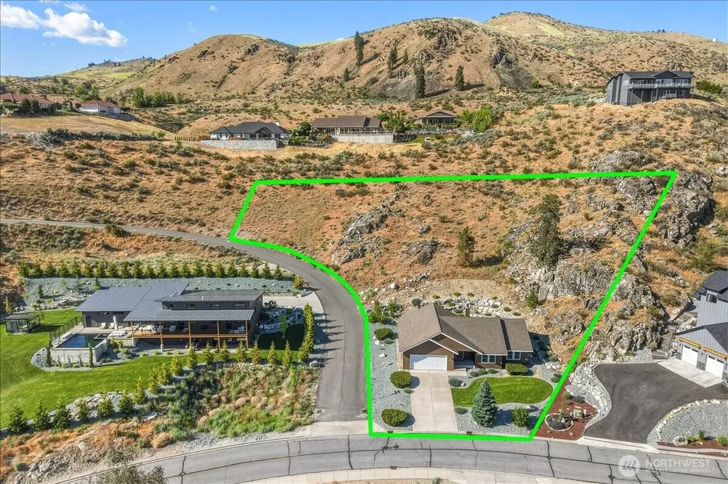 345 Orchard View Drive Chelan WA 98816