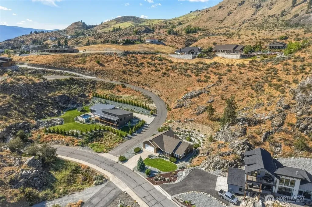 345 Orchard View Drive Chelan WA 98816