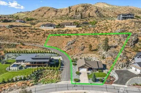 345 Orchard View Drive Chelan WA 98816