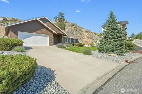 345 Orchard View Drive Chelan WA 98816