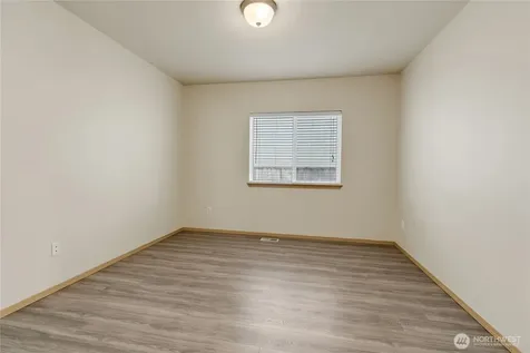 15410 87th Avenue E Puyallup WA 98375