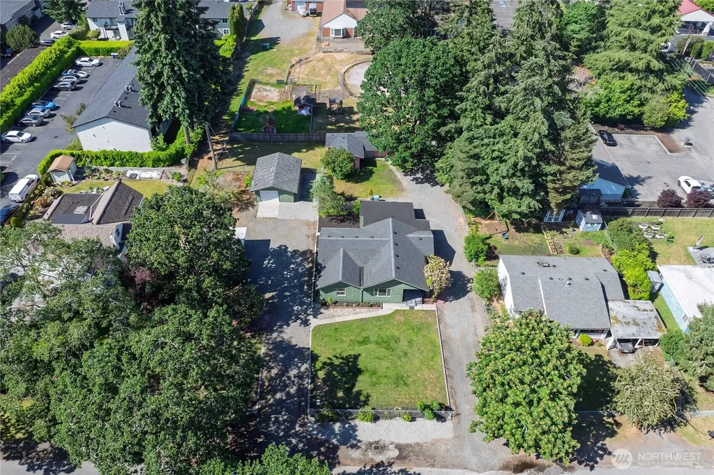 6411 Lake Grove Street SW Lakewood WA 98499